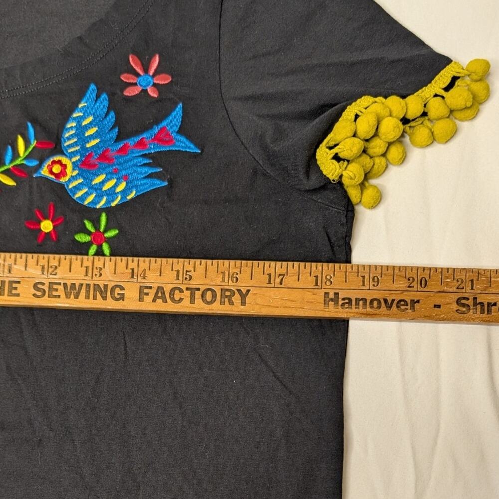Too Fast Embroidered Bird Pom Pom Trim Cotton Blend T Shirt Sz M Boho Festival - Picture 3 of 12
